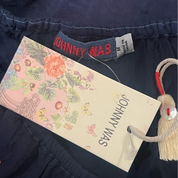 JOHNNY WAS Lina Tunic Embroidered Flowy Rayon Floral Ethereal Print Navy Size M - Picture 11 of 13
